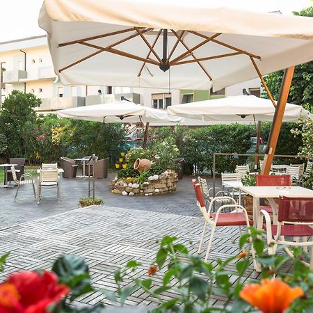 Hotel Parini Bellaria-Igea Marina Exterior photo