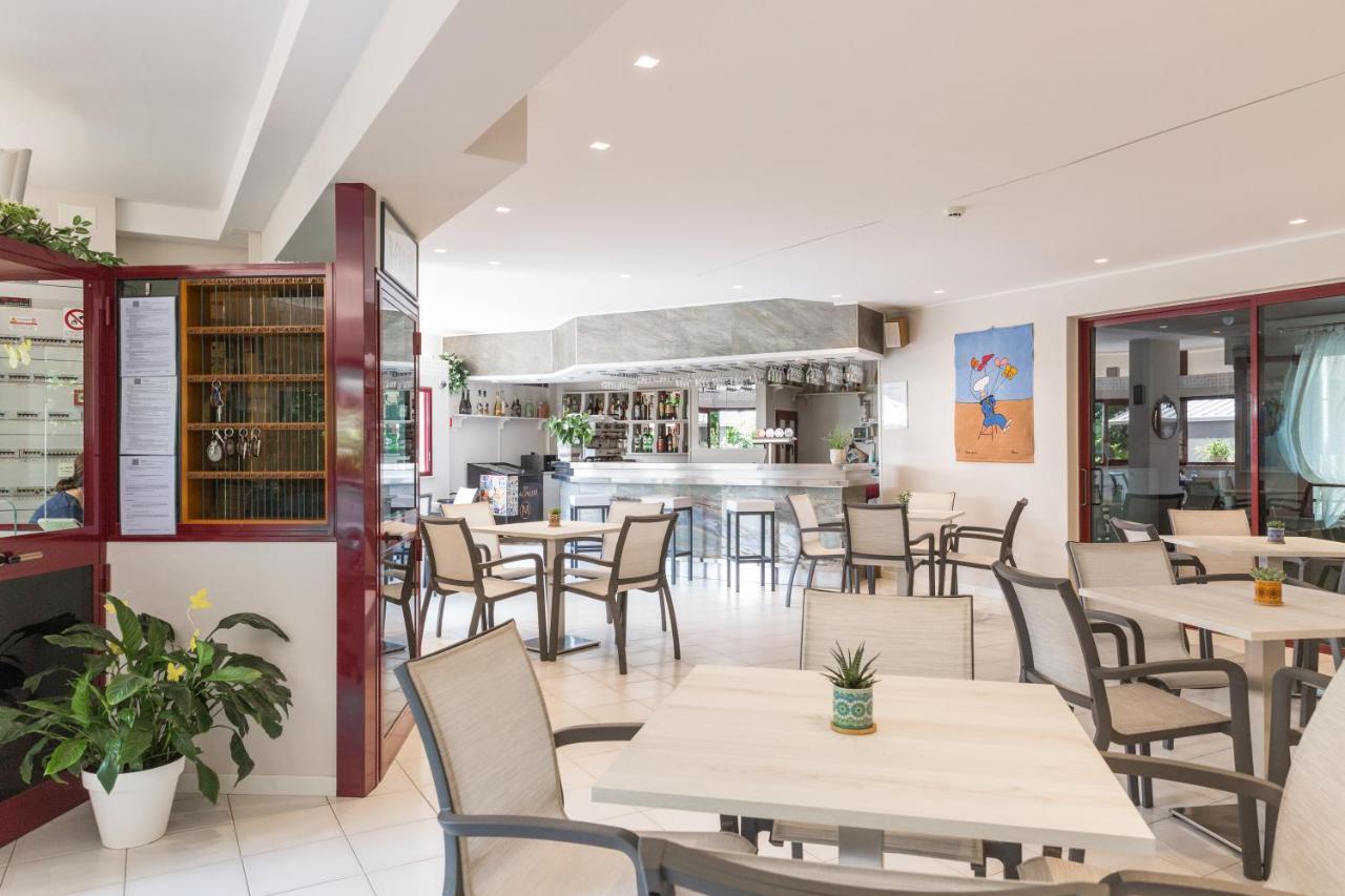 Hotel Parini Bellaria-Igea Marina Exterior photo