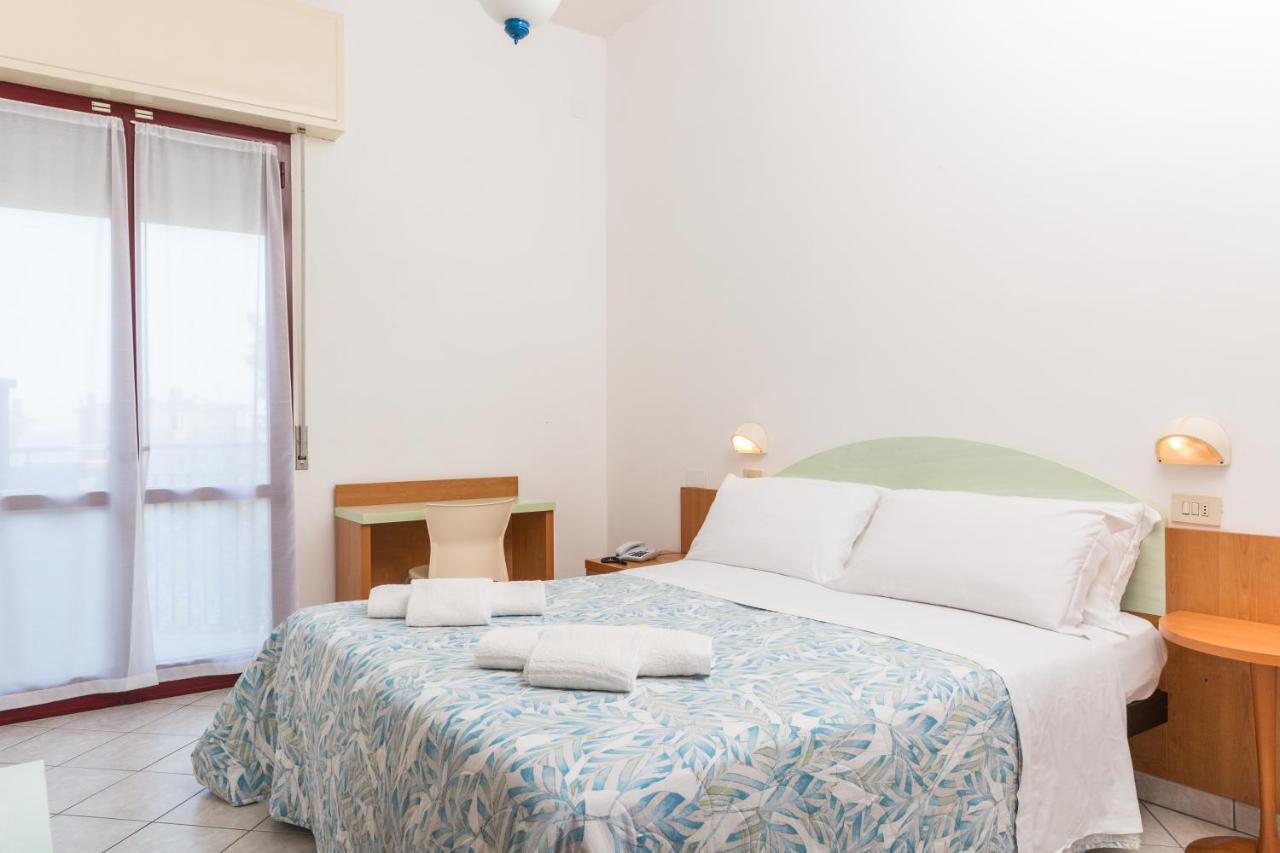 Hotel Parini Bellaria-Igea Marina Exterior photo
