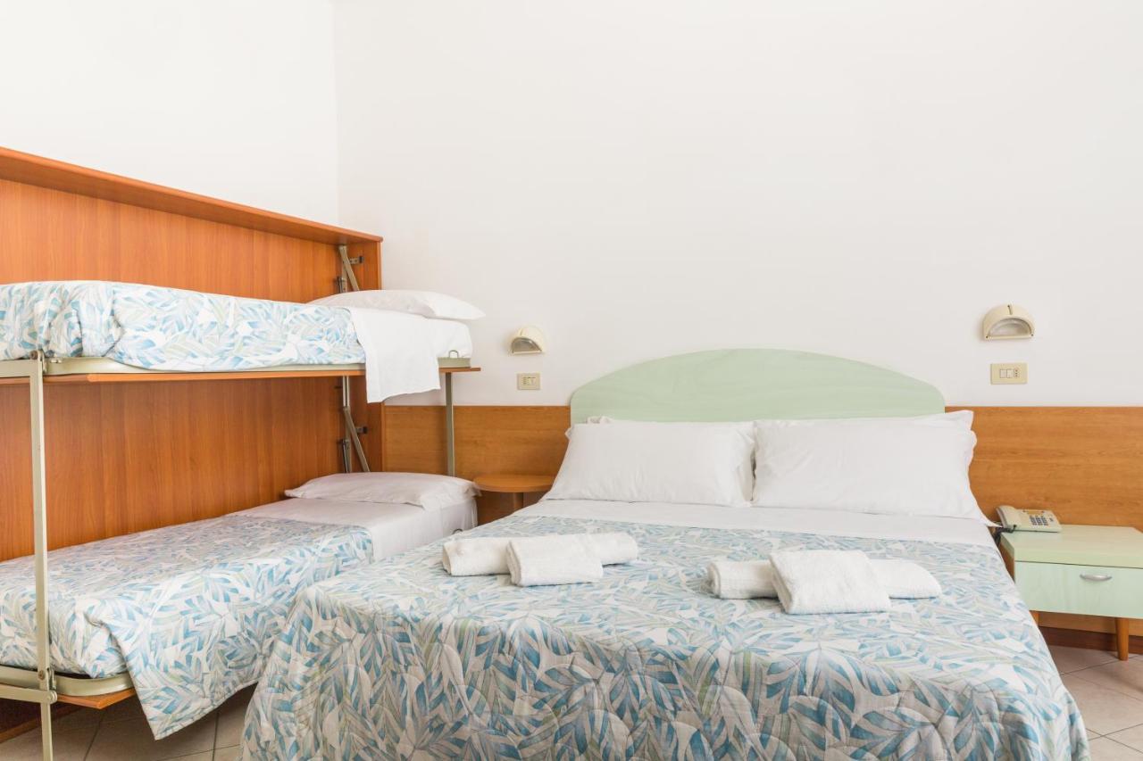 Hotel Parini Bellaria-Igea Marina Exterior photo