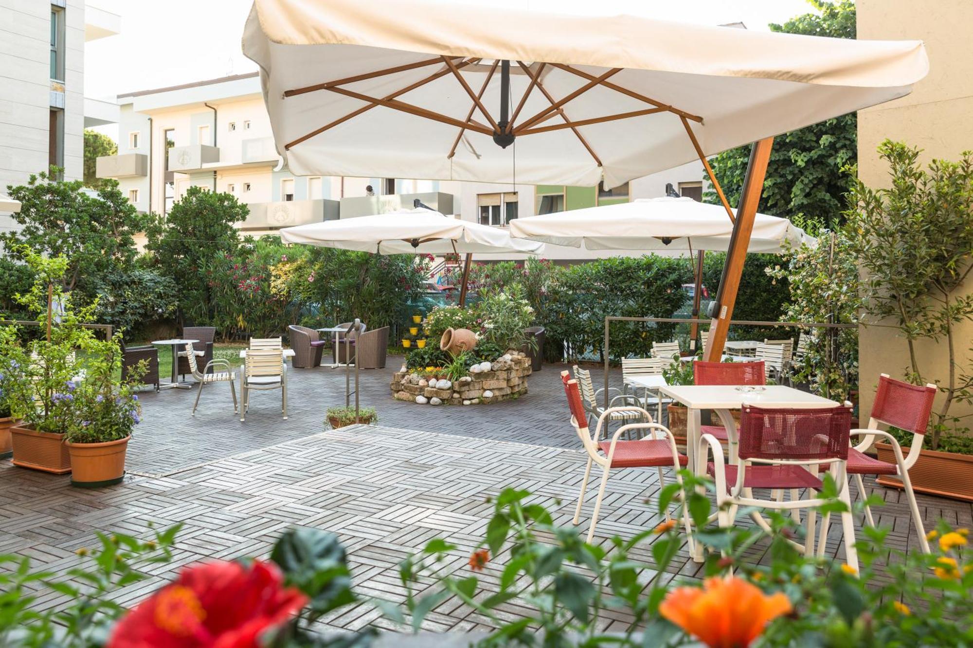 Hotel Parini Bellaria-Igea Marina Exterior photo
