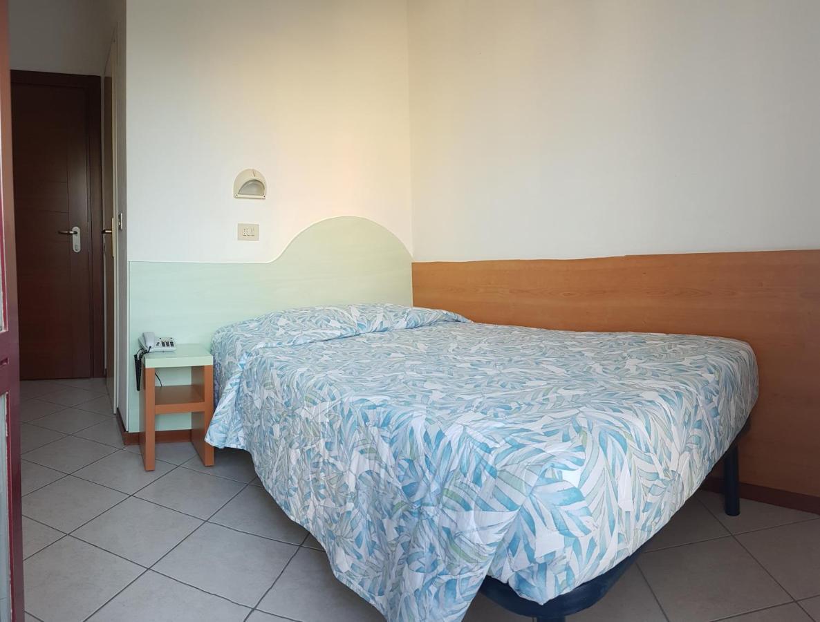 Hotel Parini Bellaria-Igea Marina Exterior photo